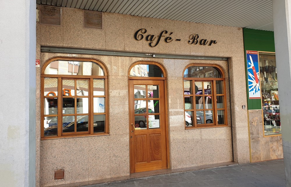 Foto de inmueble: CALLE SANTIAGO ESQUINA CALLE SAN BRUNO, BAR LOS BU